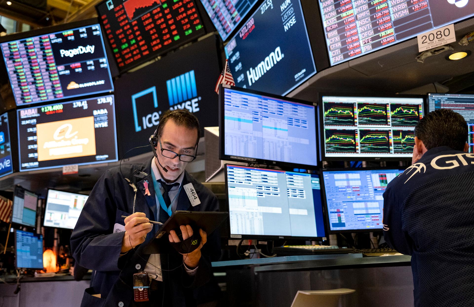 أسهم «تيسلا» تقفز 5% وتكسب 37 مليار$ في يوم واحد: الأعلى في شهرين